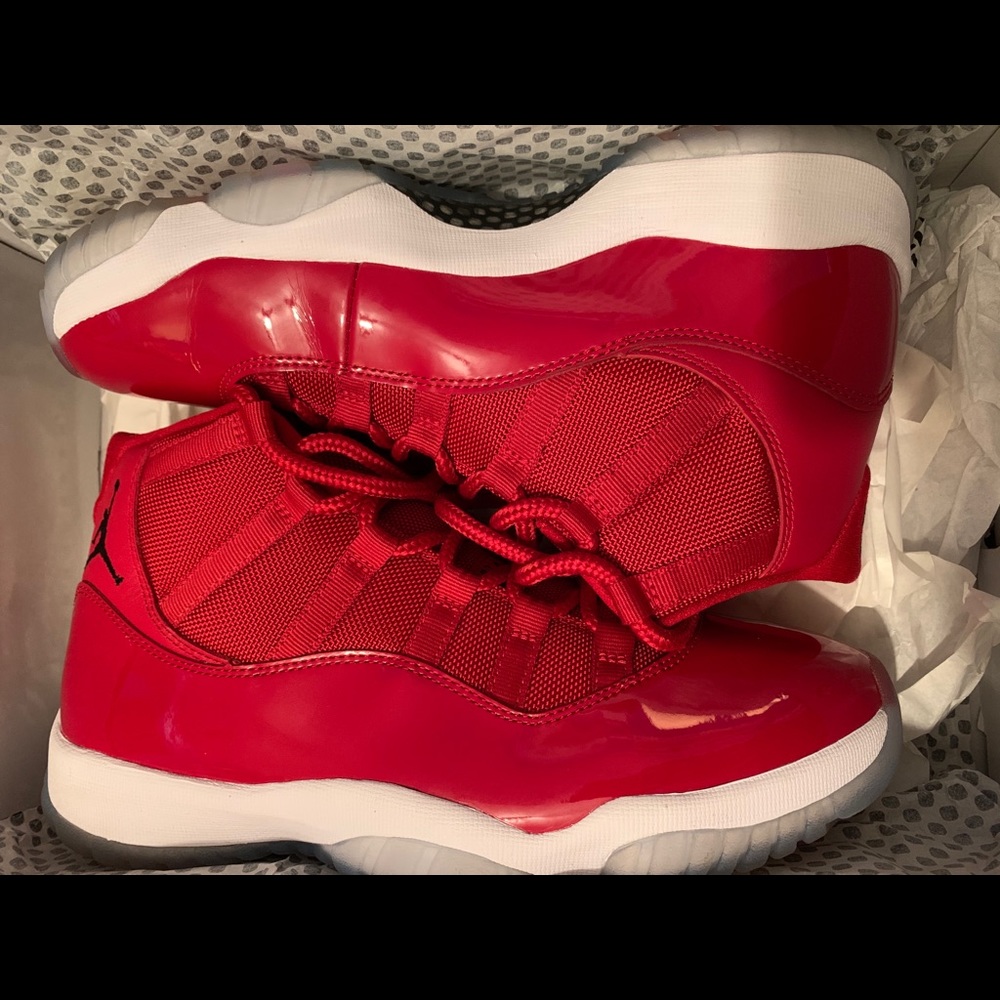 High Top Air Jordan retro 11 “win like 96”